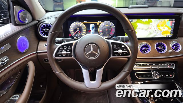 Mercedes-Benz E-Class (W213) E300 4MATIC Exclusive 2019 — фото 13