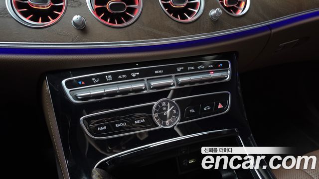 Mercedes-Benz E-Class (W213) E300 4MATIC Exclusive 2019 — фото 17