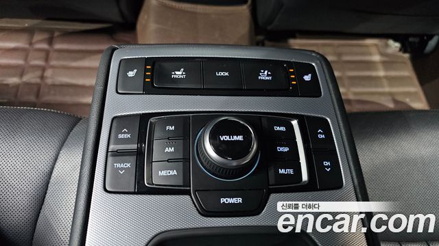 Genesis G80 2.2D Luxury 2019 — фото 19