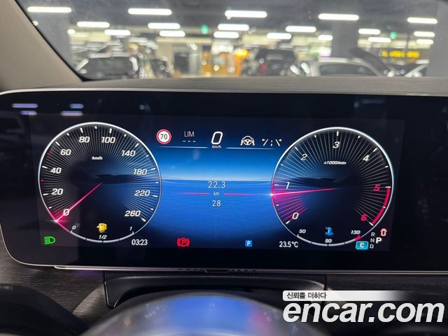 Mercedes-Benz V-Class V300 CDI W447 2025 — фото 10