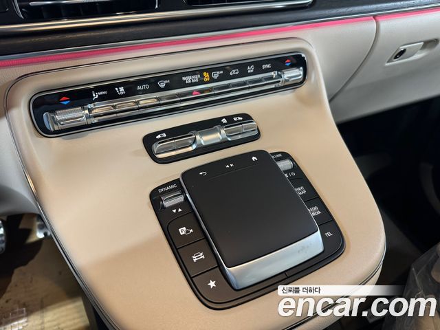 Mercedes-Benz V-Class V300 CDI W447 2025 — фото 16