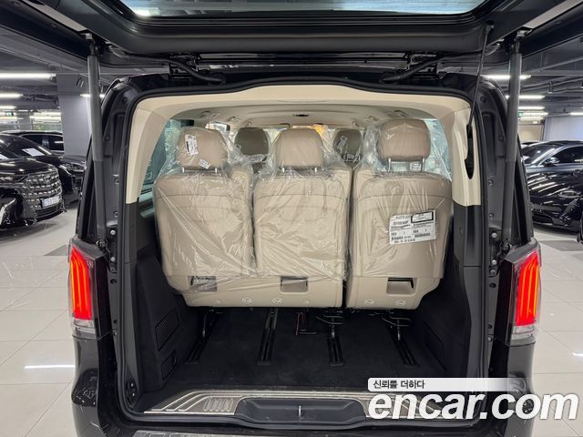 Mercedes-Benz V-Class V300 CDI W447 2025 — фото 19