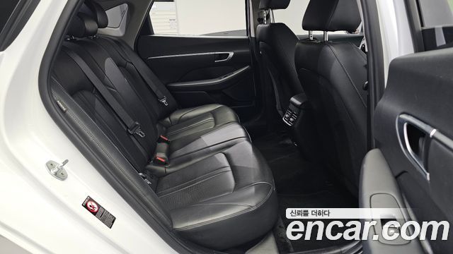 Hyundai Sonata (DN8) 2.0 LPG(rental car) Smart 2020 — фото 11