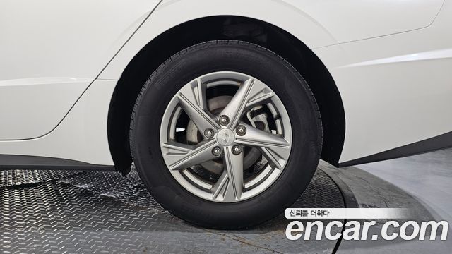 Hyundai Sonata (DN8) 2.0 LPG(rental car) Smart 2020 — фото 21
