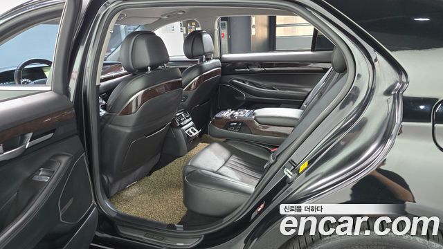 Genesis EQ900 3.3 T-GDI AWD Premiun Luxury 2016 — фото 11