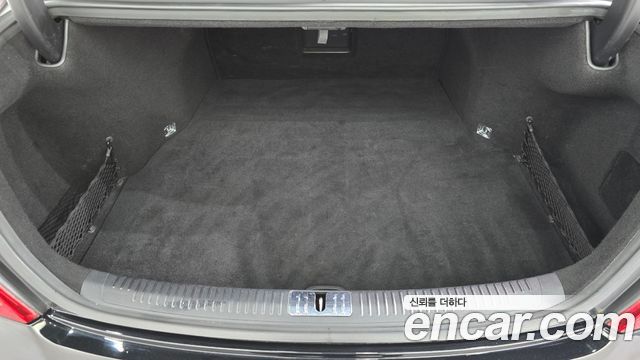 Genesis EQ900 3.3 T-GDI AWD Premiun Luxury 2016 — фото 16