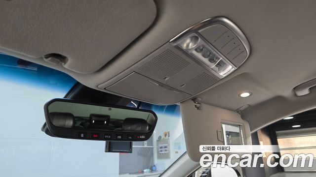Genesis EQ900 3.3 T-GDI AWD Premiun Luxury 2016 — фото 18