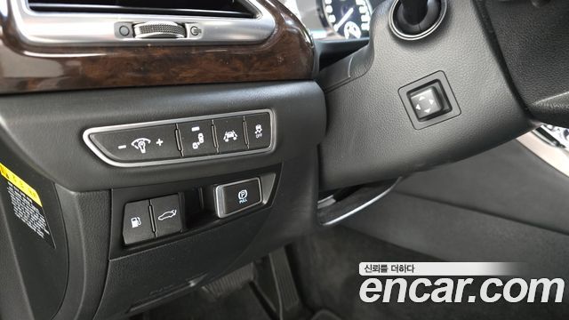 Genesis EQ900 3.3 T-GDI AWD Premiun Luxury 2016 — фото 19