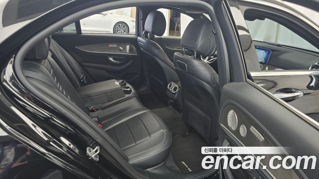 Mercedes-Benz E-Class (W213) E350 4MATIC AMG Line 2019 — фото 11