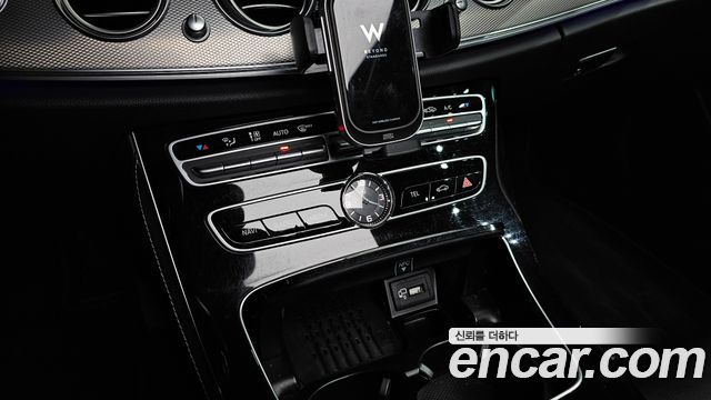 Mercedes-Benz E-Class (W213) E300 Avantgarde 2019 — фото 18