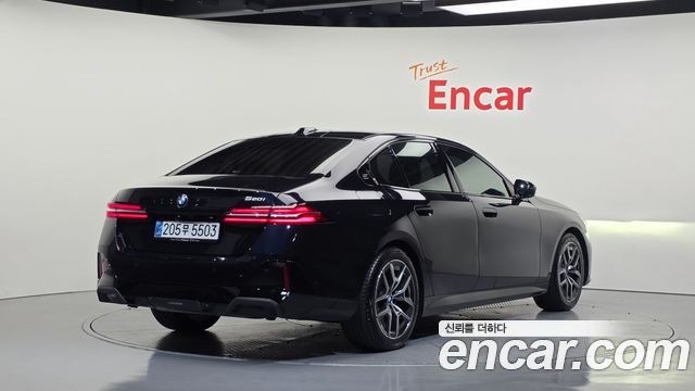 BMW 5 Series (G60) 520i M Sport 2026 — фото 2
