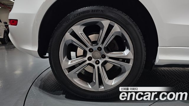 Audi Q5 3.0 TDI Quattro Dynamic 8R 2013 — фото 21