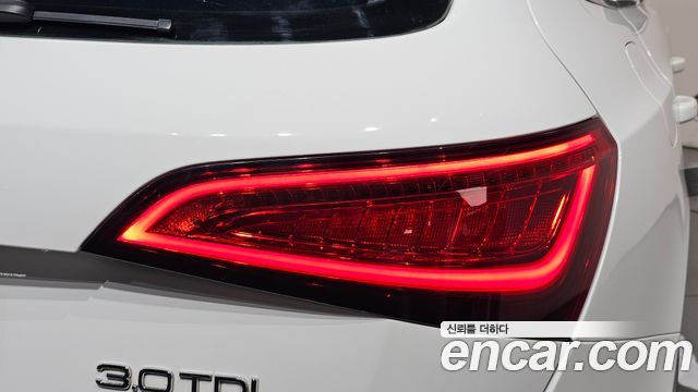 Audi Q5 3.0 TDI Quattro Dynamic 8R 2013 — фото 23