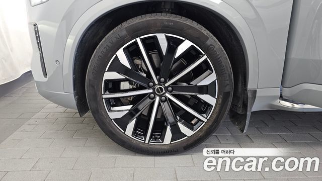 Volvo XC90 (II) T8 Ultra Dark Hybrid 2026 — фото 5