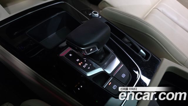 Audi Q5 (FY) 40 TDI Quattro Premium 2021 — фото 9
