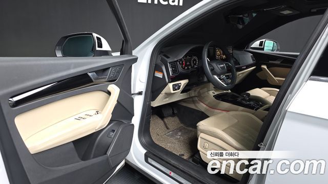 Audi Q5 (FY) 40 TDI Quattro Premium 2021 — фото 10