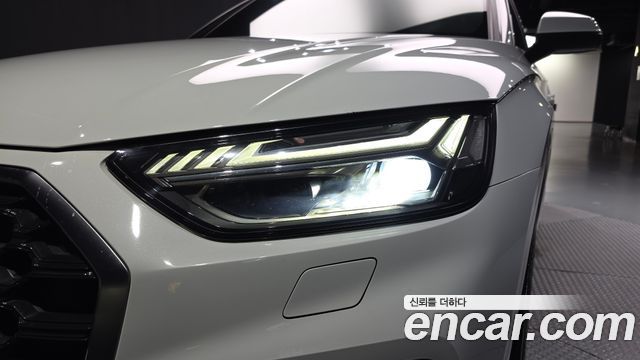 Audi Q5 (FY) 40 TDI Quattro Premium 2021 — фото 22