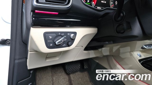 Audi Q5 (FY) 40 TDI Quattro Premium 2021 — фото 29