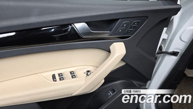 Audi Q5 (FY) 40 TDI Quattro Premium 2021 — фото 31
