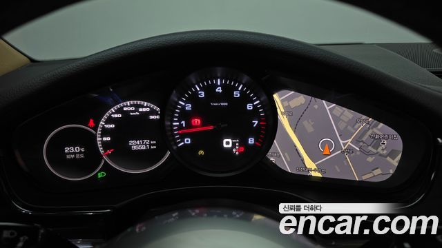 Porsche Panamera (971) 3.0 AWD 2018 — фото 8