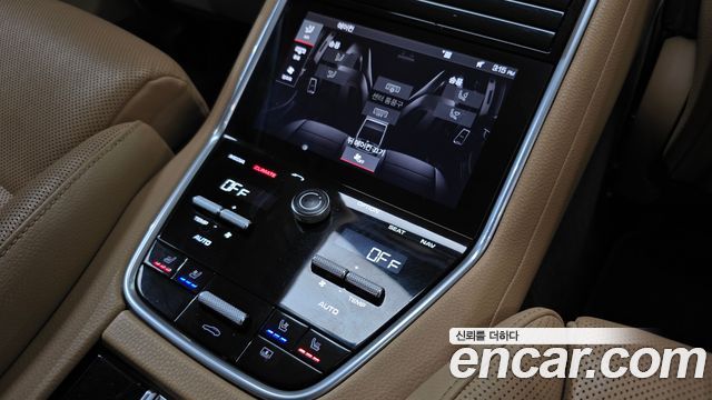 Porsche Panamera (971) 3.0 AWD 2018 — фото 18