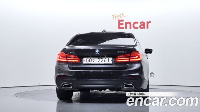 BMW 5 Series (G30) 520d xDrive M Sport Package Plus 2018 — фото 4