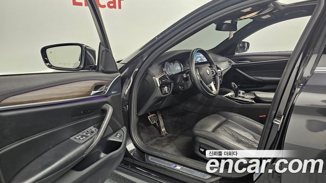BMW 5 Series (G30) 520d xDrive M Sport Package Plus 2018 — фото 10