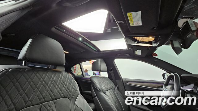 BMW 5 Series (G30) 520d xDrive M Sport Package Plus 2018 — фото 19