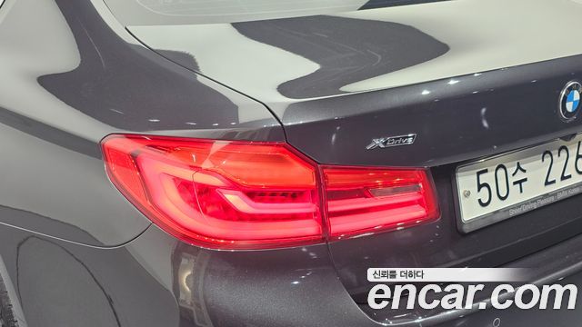 BMW 5 Series (G30) 520d xDrive M Sport Package Plus 2018 — фото 23