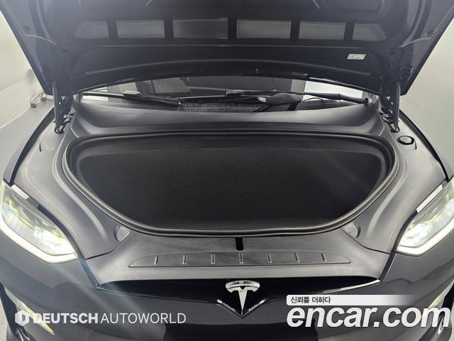 Tesla Model X AWD 2025 — фото 18