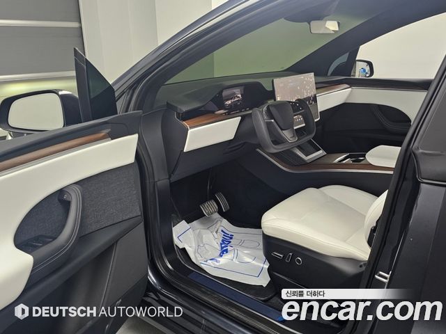 Tesla Model X AWD 2025 — фото 23