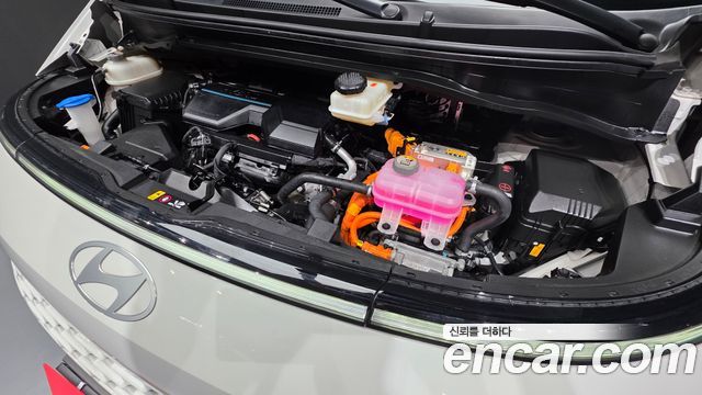 Hyundai Staria HEV 1.6 Cargo 5-Seater Modern 2025 — фото 6