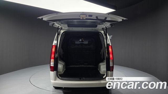 Hyundai Staria HEV 1.6 Cargo 5-Seater Modern 2025 — фото 20