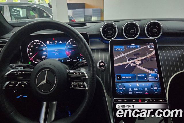Mercedes-Benz GLC-Class (X254) GLC300 4MATIC Coupe 2024 — фото 21