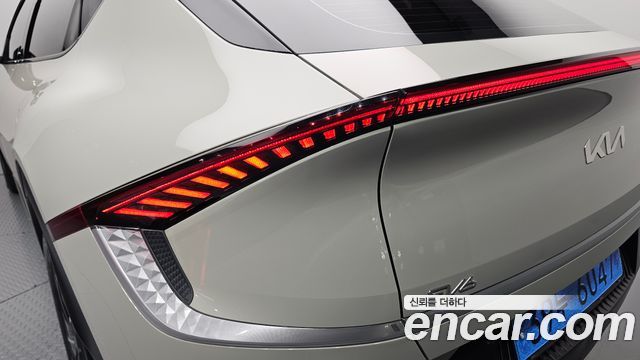 Kia EV6 Long Range Air 2022 — фото 23