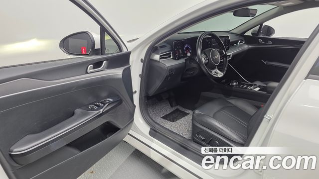 Kia K5 (III) 2.0 Prestige 2022 — фото 10