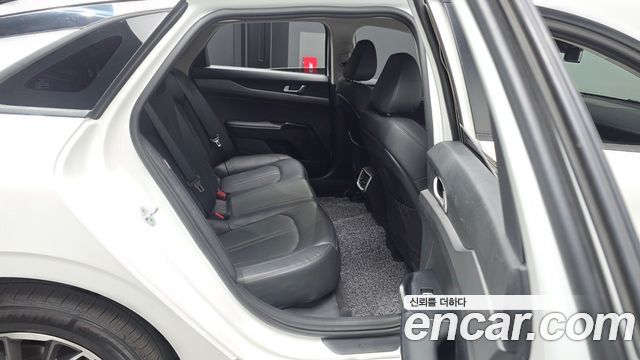 Kia K5 (III) 2.0 Prestige 2022 — фото 12