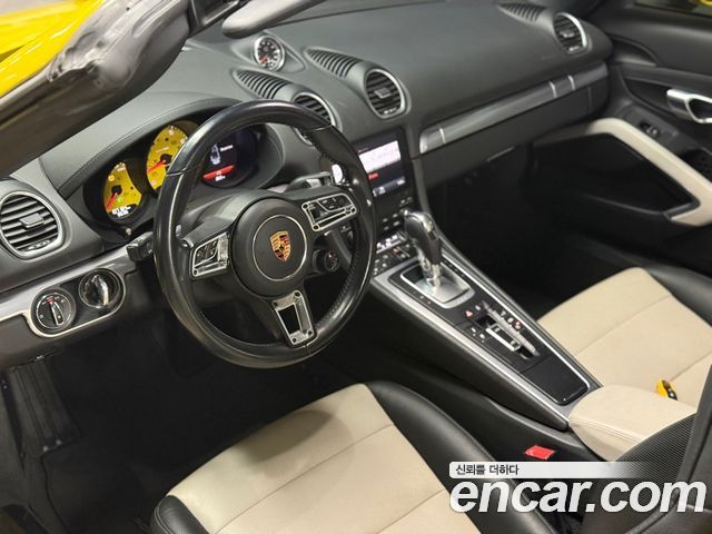 Porsche 718 Boxster 2.0 2019 — фото 10