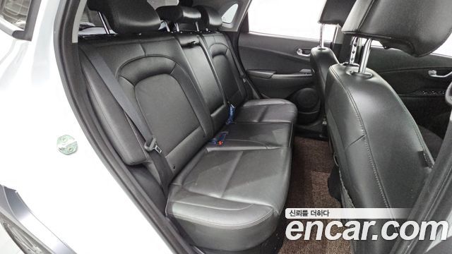 Hyundai Kona Hybrid Inspiration 2021 — фото 11