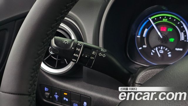 Hyundai Kona Hybrid Inspiration 2021 — фото 28
