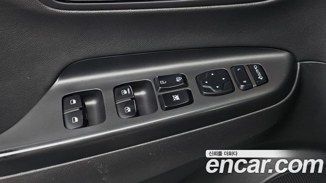Hyundai Kona Hybrid Inspiration 2021 — фото 32