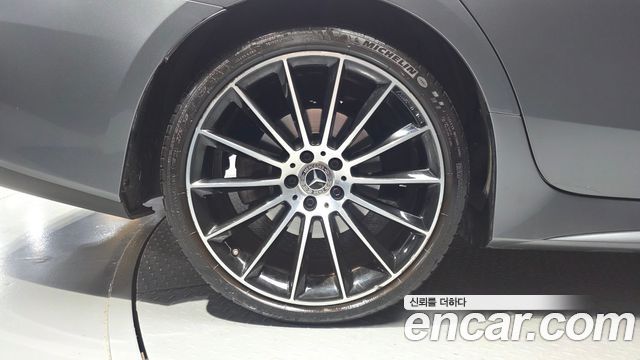 Mercedes-Benz CLS-Class (C257) CLS400d 4MATIC AMG Line 2019 — фото 5