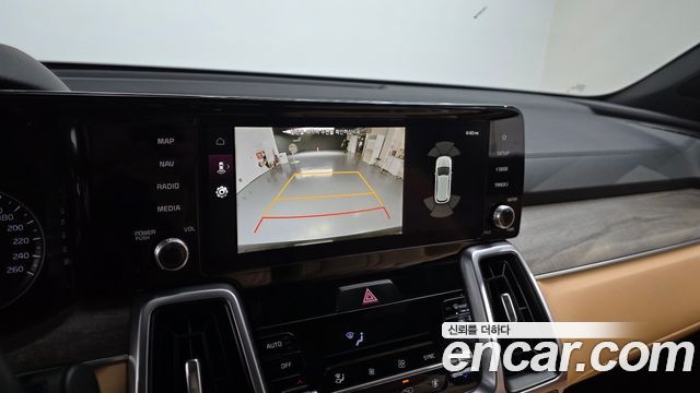 Kia Sorento (IV) Gasoline 2.5T 2WD Trendy 2023 — фото 14