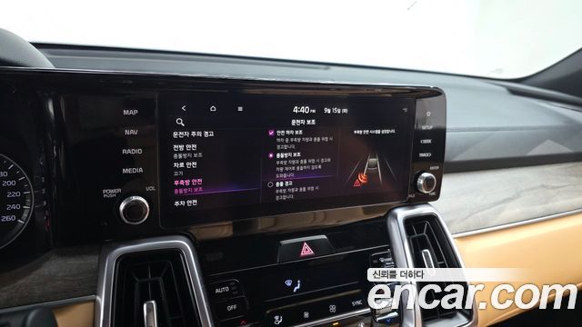 Kia Sorento (IV) Gasoline 2.5T 2WD Trendy 2023 — фото 15