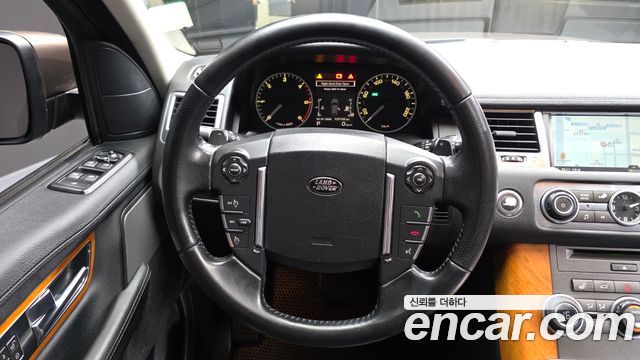 Land Rover Range Rover Sport 3.0 SDV6 2012 — фото 13