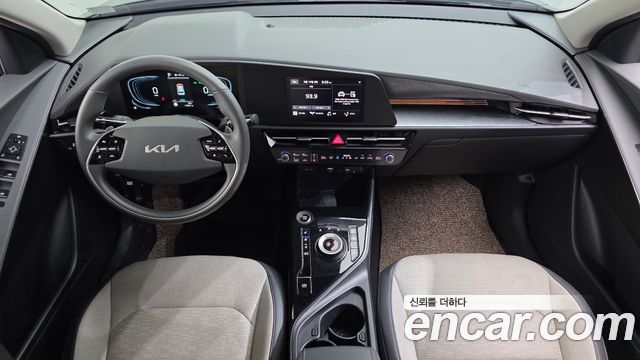 Kia Niro Prestige 2024 — фото 7