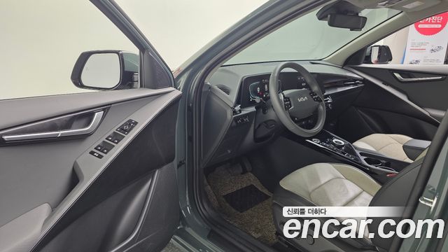 Kia Niro Prestige 2024 — фото 10