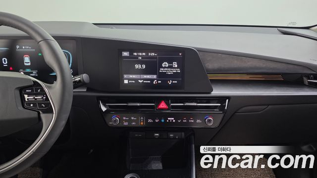 Kia Niro Prestige 2024 — фото 14