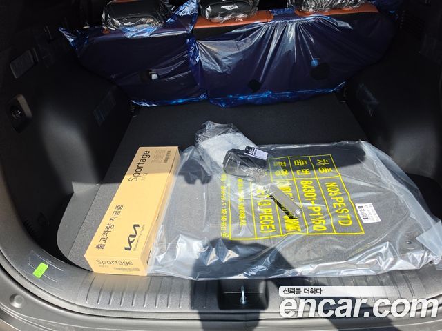 Kia Sportage (V) Gasoline 1.6 Turbo 2WD Signature X Line 2026 — фото 20