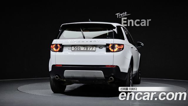 Land Rover Discovery Sport 2.0 TD4 HSE Luxury 2018 — фото 4